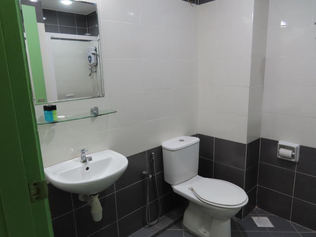 Akar Hotel Kampung Baru Kuala Lumpur Extérieur photo